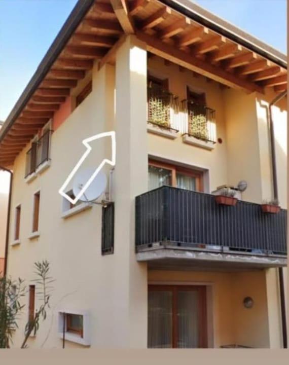 Apartments Tony In Bardolino Room photo