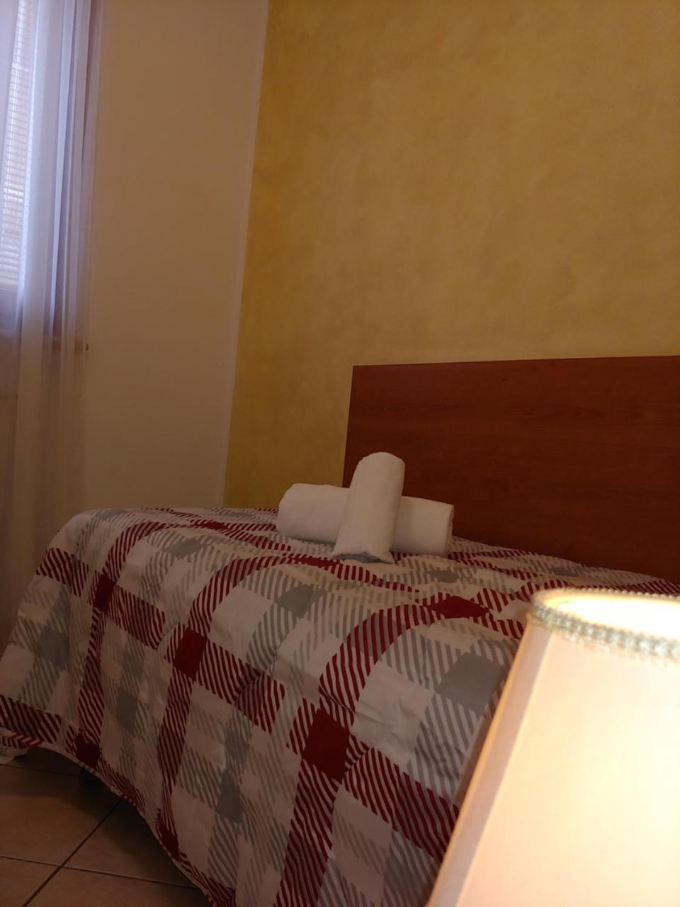 Apartments Tony In Bardolino Exterior photo